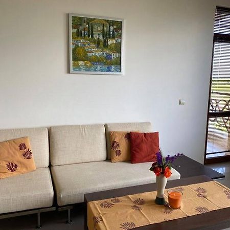 Lighthouse Golf Resort Private Apartment Sunrise 巴尔奇克 外观 照片